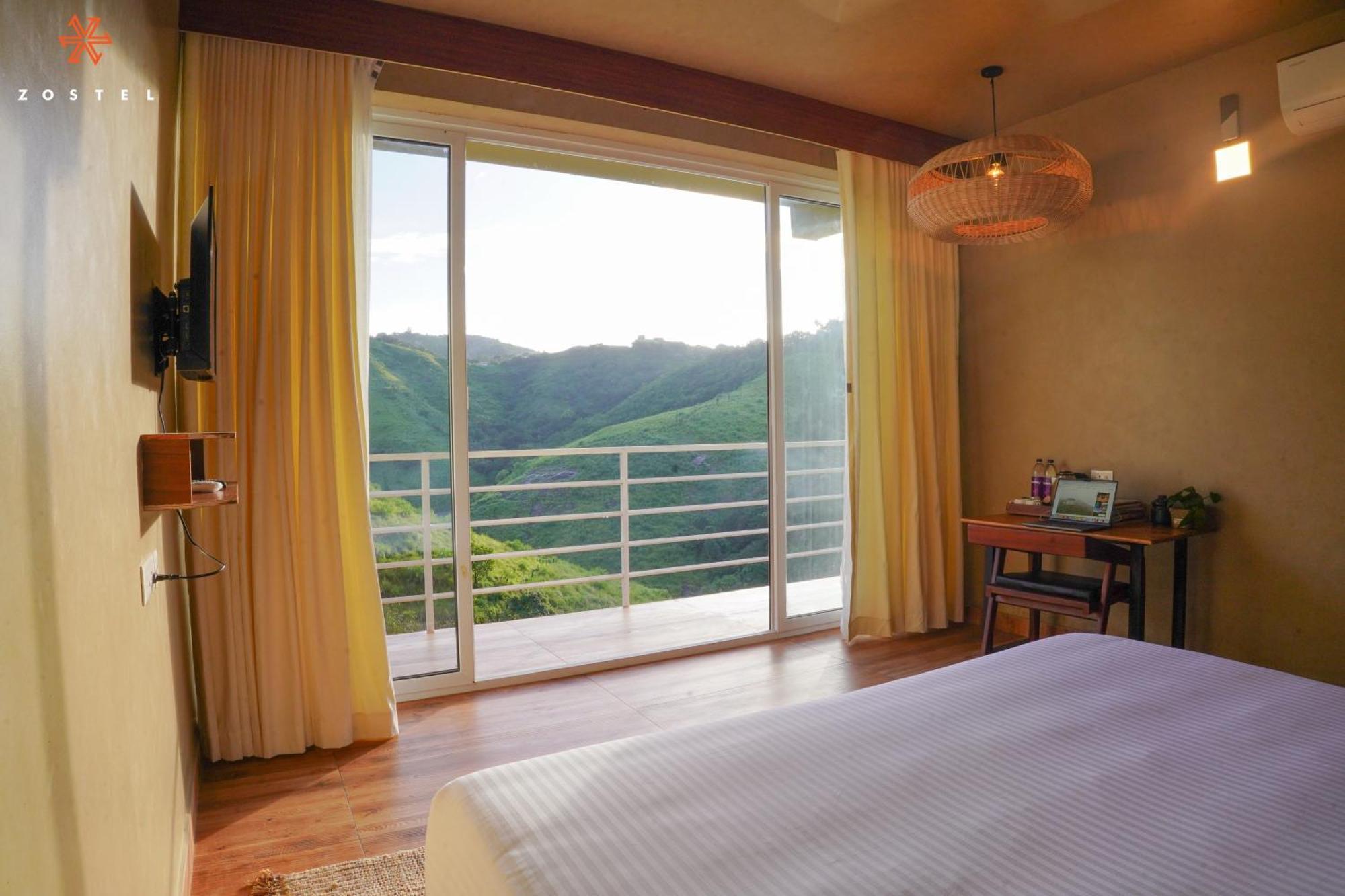Zostel Vagamon Hostel Екстериор снимка